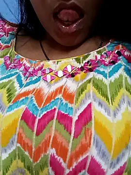 Snapshot of Sanjana-Mehar chatting on October 15, 9:31 am Sanjana-Mehar online show from October 15, 9:31 am