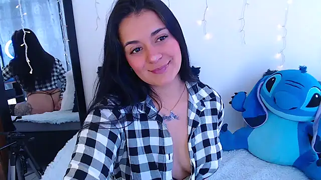 Samanta james19 online show from December 4, 5:10 pm