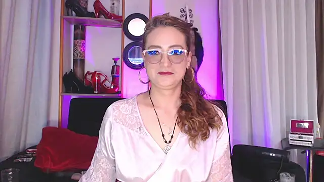 AdeleMourfg online show from February 27, 7:01 am