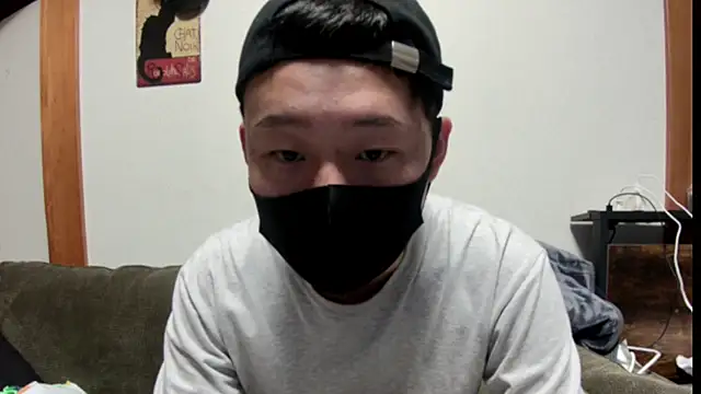 Snapshot of tuki_fu chatting on January 3, 11:25 am tuki fu online show from January 3, 11:25 am