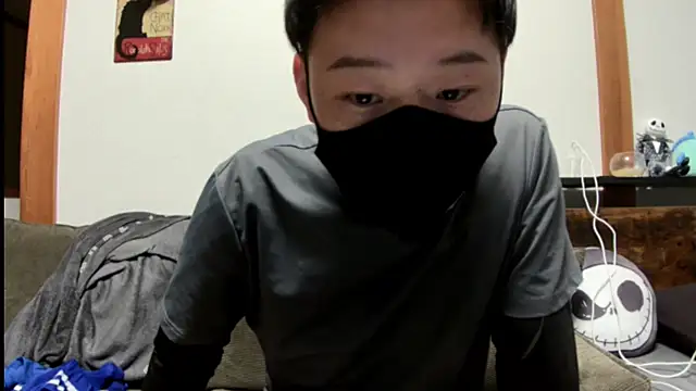 Snapshot of tuki_fu chatting on January 14, 12:03 pm tuki fu online show from January 14, 12:03 pm