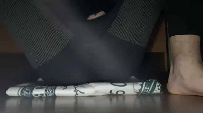 Snapshot of Antik chatting on January 16, 9:51 pm Antik online show from January 16, 9:51 pm