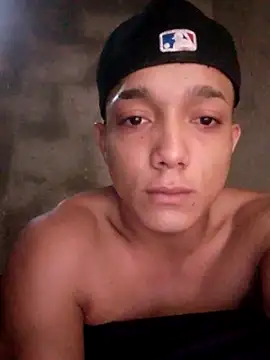 tayson  online show from November 8, 11:43 am