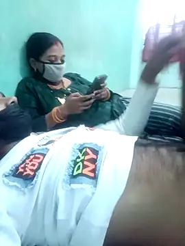 Surajpuja79 online show from February 27, 7:08 am