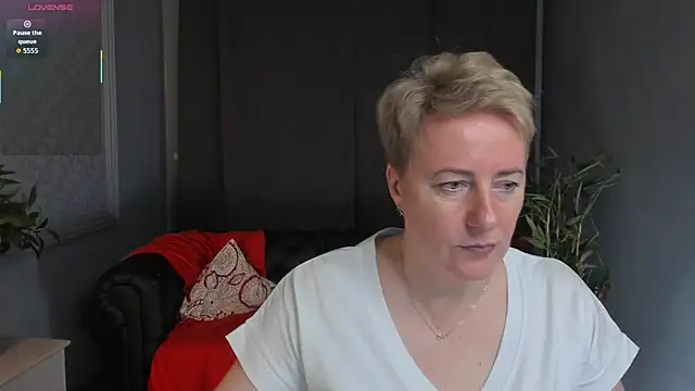 Nika Smit online show from May 23, 5:12 am