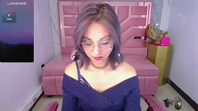 abril ch  online show from March 28, 12:27 pm