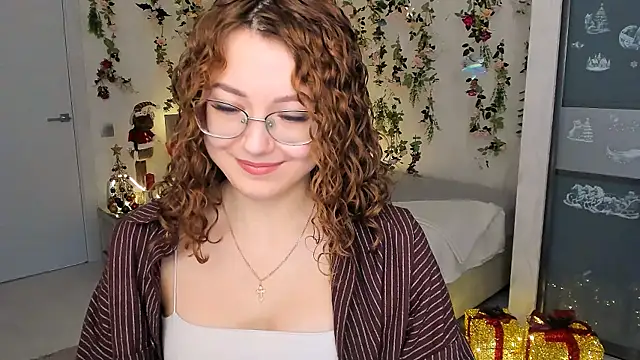 Snapshot of SereneFlame chatting on December 14, 10:09 am SereneFlame online show from December 14, 10:09 am