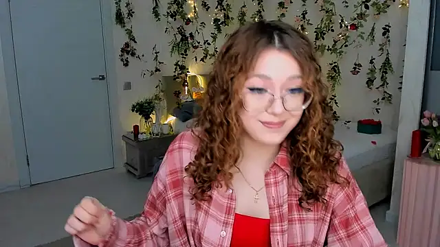 SereneFlame online show from March 31, 4:07 pm