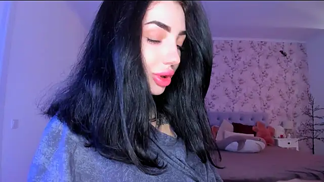 Snapshot of NancyLovee_ chatting on June 2, 1:46 pm NancyLovee online show from June 2, 1:46 pm
