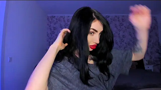 Snapshot of NancyLovee_ chatting on June 4, 7:42 pm NancyLovee online show from June 4, 7:42 pm