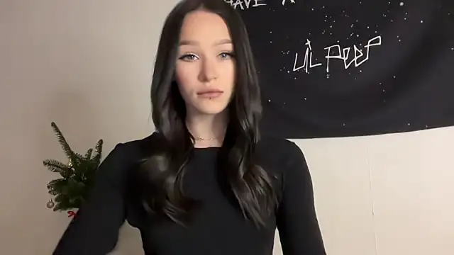 ur molly online show from December 19, 1:23 am