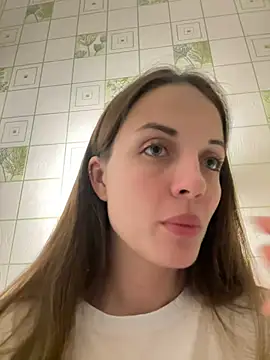 AmiLavs online show from December 9, 8:23 pm