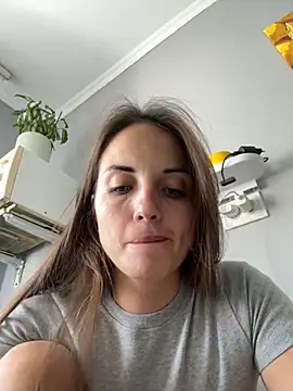 AmiLavs online show from October 4, 10:35 am