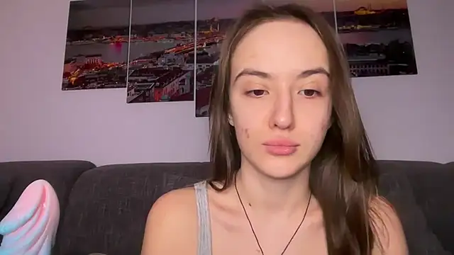 Snapshot of EmilyWi_ chatting on February 2, 10:08 pm EmilyWi online show from February 2, 10:08 pm