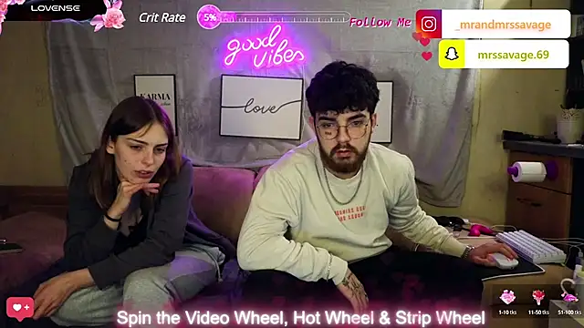 Snapshot of MrAndMrsSavage chatting on January 26, 11:29 pm MrAndMrsSavage online show from January 26, 11:29 pm