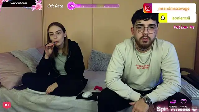 Snapshot of MrAndMrsSavage chatting on February 5, 2:48 pm MrAndMrsSavage online show from February 5, 2:48 pm