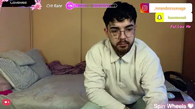 Snapshot of MrAndMrsSavage chatting on February 7, 2:26 pm MrAndMrsSavage online show from February 7, 2:26 pm