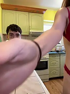 Snapshot of MrAndMrsSavage chatting on February 20, 2:02 pm MrAndMrsSavage online show from February 20, 2:02 pm