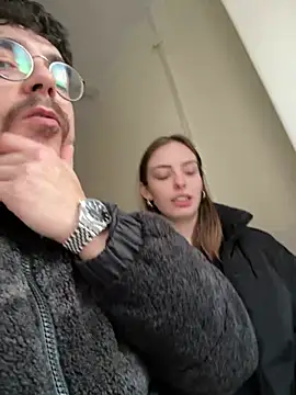 Snapshot of MrAndMrsSavage chatting on March 4, 10:16 pm MrAndMrsSavage online show from March 4, 10:16 pm