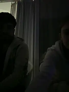 Snapshot of MrAndMrsSavage chatting on March 19, 10:20 pm MrAndMrsSavage online show from March 19, 10:20 pm