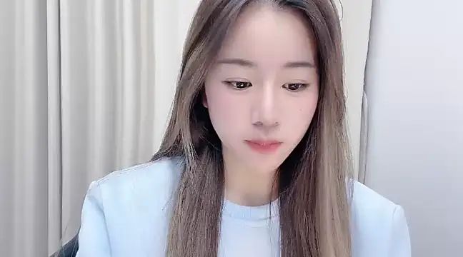 chloe-01 online show from January 10, 1:09 pm