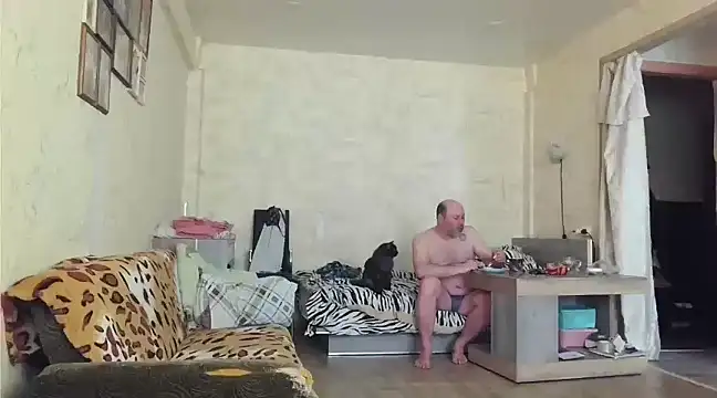 Snapshot of AgnichBan chatting on March 10, 8:26 am AgnichBan online show from March 10, 8:26 am