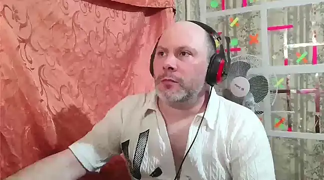 Snapshot of AgnichBan chatting on March 12, 3:40 pm AgnichBan online show from March 12, 3:40 pm