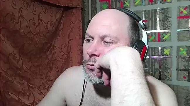 Snapshot of AgnichBan chatting on March 15, 4:21 pm AgnichBan online show from March 15, 4:21 pm