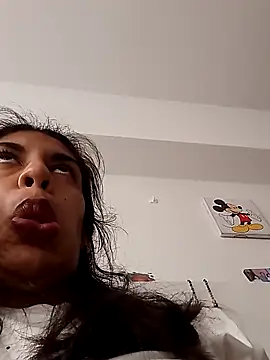 Snapshot of Anamaria-24 chatting on March 11, 6:14 pm Anamaria-24 online show from March 11, 6:14 pm