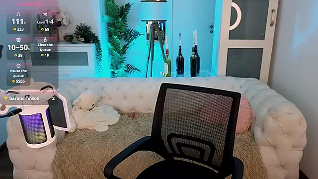 Snapshot of mei_honey_ chatting on February 1, 1:41 pm mei honey  online show from February 1, 1:41 pm