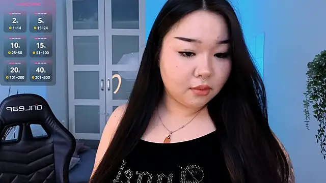 Snapshot of mei_honey_ chatting on March 8, 2:30 pm mei honey  online show from March 8, 2:30 pm