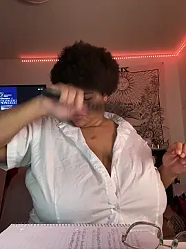 Snapshot of Ectorius chatting on October 27, 11:52 pm Ectorius online show from October 27, 11:52 pm