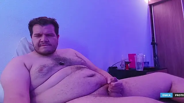 Snapshot of bearcloudcomputa chatting on October 25, 4:24 pm bearcloudcomputa online show from October 25, 4:24 pm