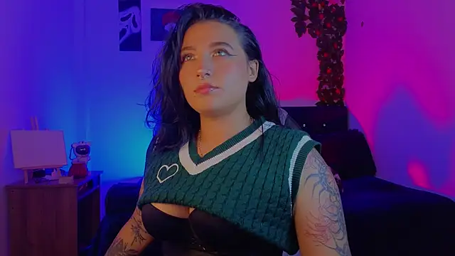 Pauilina online show from March 25, 8:37 pm