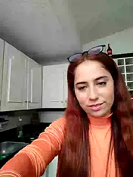 Snapshot of HannaSmiith chatting on January 16, 2:08 pm HannaSmiith online show from January 16, 2:08 pm
