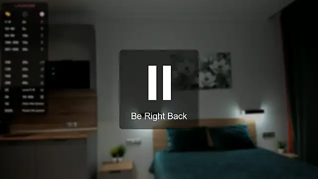 chloewallace online show from March 7, 9:59 pm