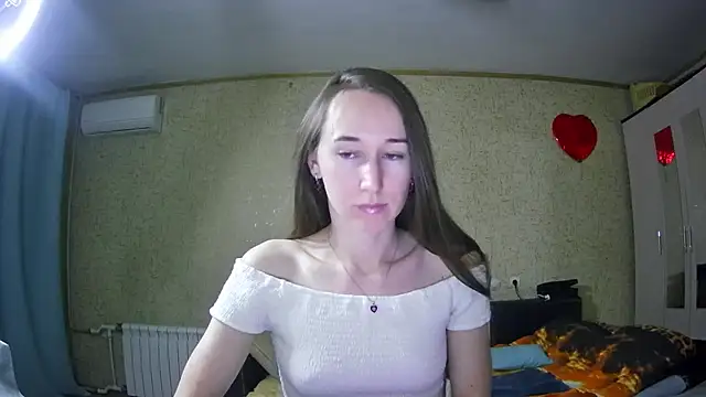 Snapshot of --Model--2 chatting on December 9, 11:24 pm --Model--2 online show from December 9, 11:24 pm