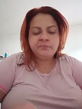 Snapshot of carola_hotwife chatting on May 18, 12:11 pm carola hotwife online show from May 18, 12:11 pm