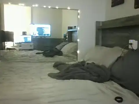 Snapshot of Edward_LongCock chatting on January 19, 5:26 am Edward LongCock online show from January 19, 5:26 am