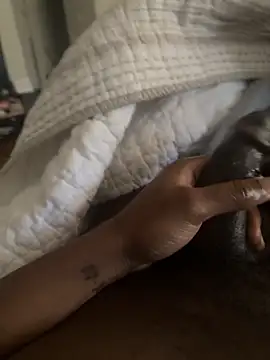 Snapshot of tokenkingtn chatting on December 5, 4:03 pm tokenkingtn online show from December 5, 4:03 pm