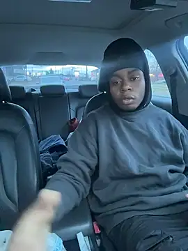 Snapshot of tokenkingtn chatting on December 13, 9:09 pm tokenkingtn online show from December 13, 9:09 pm