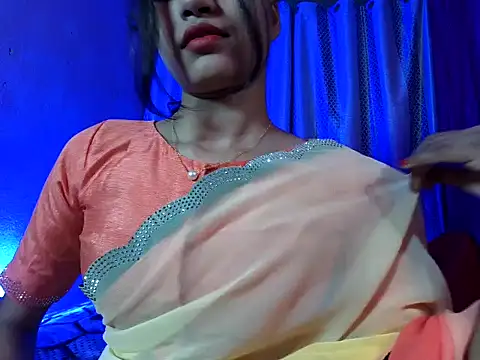 Snapshot of sexy_m23 chatting on February 5, 4:25 pm sexy m23 online show from February 5, 4:25 pm