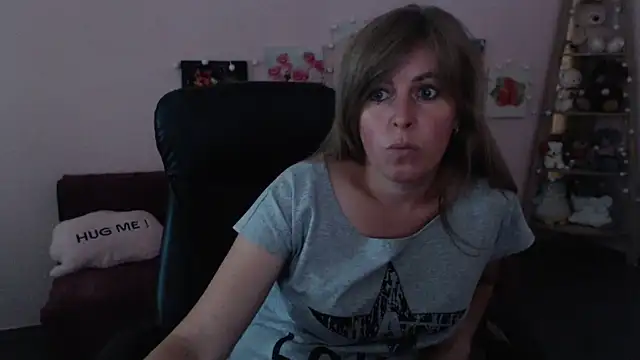 Snapshot of Hot_Milady chatting on June 26, 7:13 am Hot Milady online show from June 26, 7:13 am