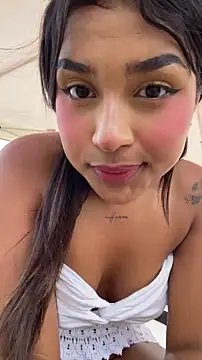 Snapshot of Mariangel_11 chatting on April 18, 7:07 pm Mariangel 11 online show from April 18, 7:07 pm