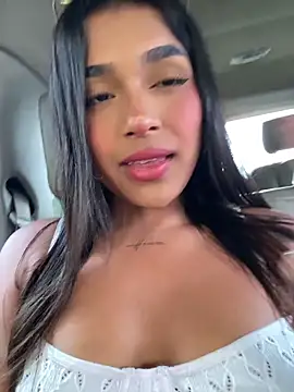 Snapshot of Mariangel_11 chatting on May 30, 2:14 pm Mariangel 11 online show from May 30, 2:14 pm
