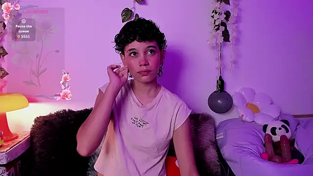 fernanda indie online show from September 23, 7:39 pm