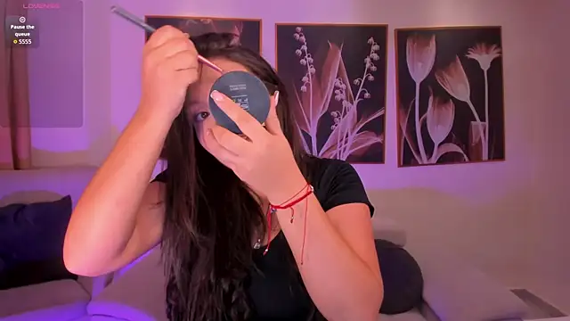 ValeriaRoldanX online show from January 9, 10:29 am