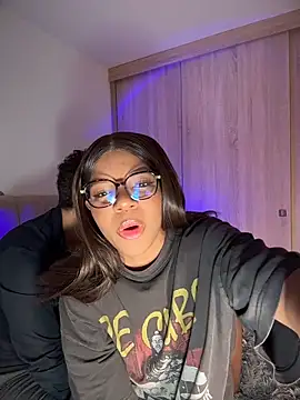 tiana nave online show from April 17, 4:54 pm