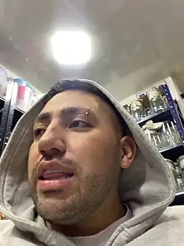 JuanZapata33 online show from November 28, 10:01 pm