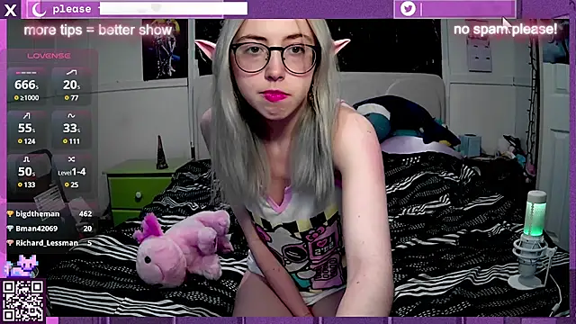 Snapshot of v3n0mb1t3z chatting on January 23, 5:02 am v3n0mb1t3z online show from January 23, 5:02 am